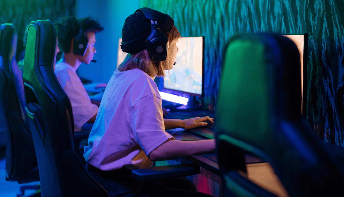 Women in Esports Are Watching a Major Platform Shrink Right When It Was Starting to Matter