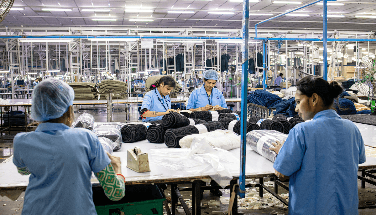 The 2026 Economy Looks Good on Paper. Workers Are Not Feeling It.