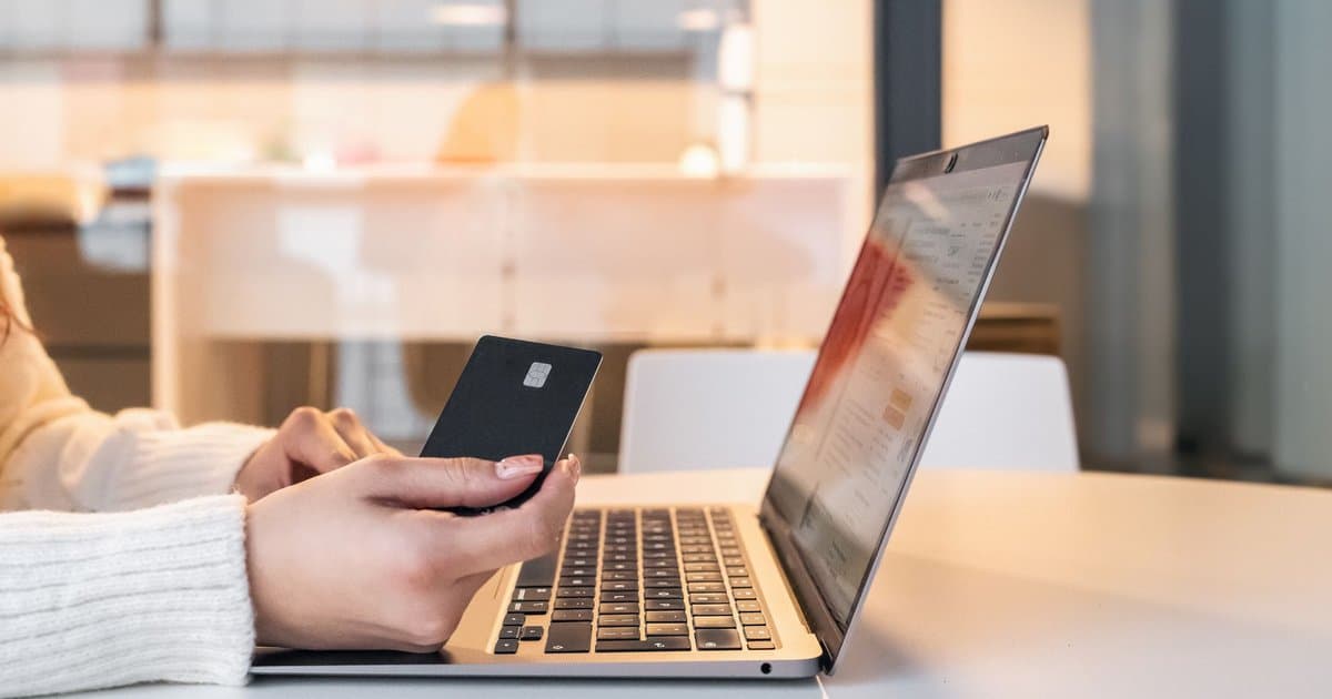 What Paying Only the Minimum Really Costs You