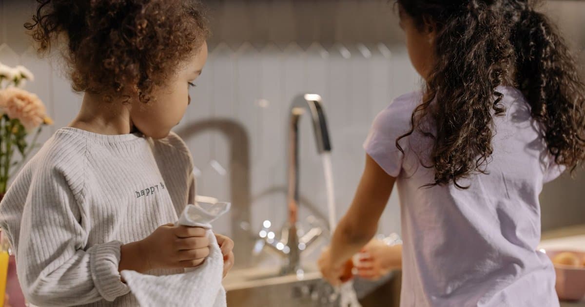 Why Praising Your Kids Less Can Help Them More
