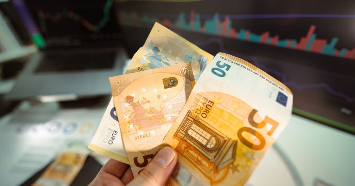 What Really Happens When a Stock Pays a Dividend