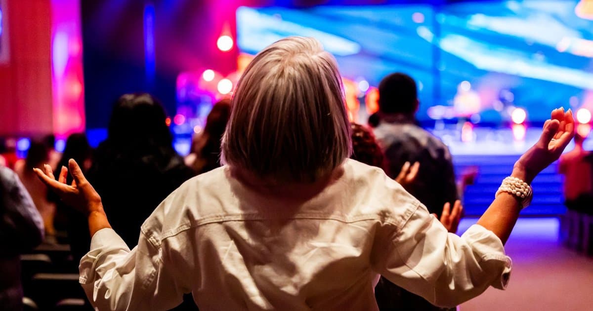What Constant Praise Quietly Costs Your Kids