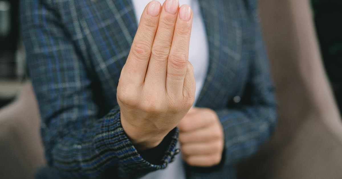 No, 93 Percent of Communication Is Not Body Language