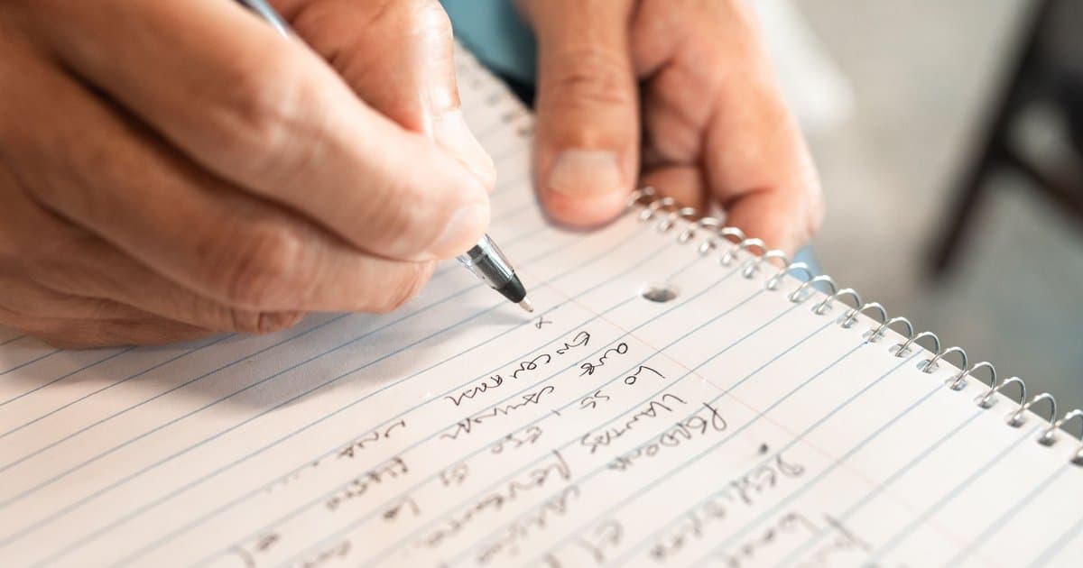 Type Your Notes and Your Recall Quietly Suffers