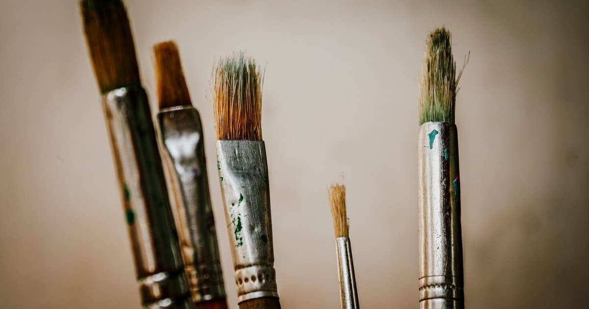 What Dirty Makeup Brushes Are Doing to Your Skin