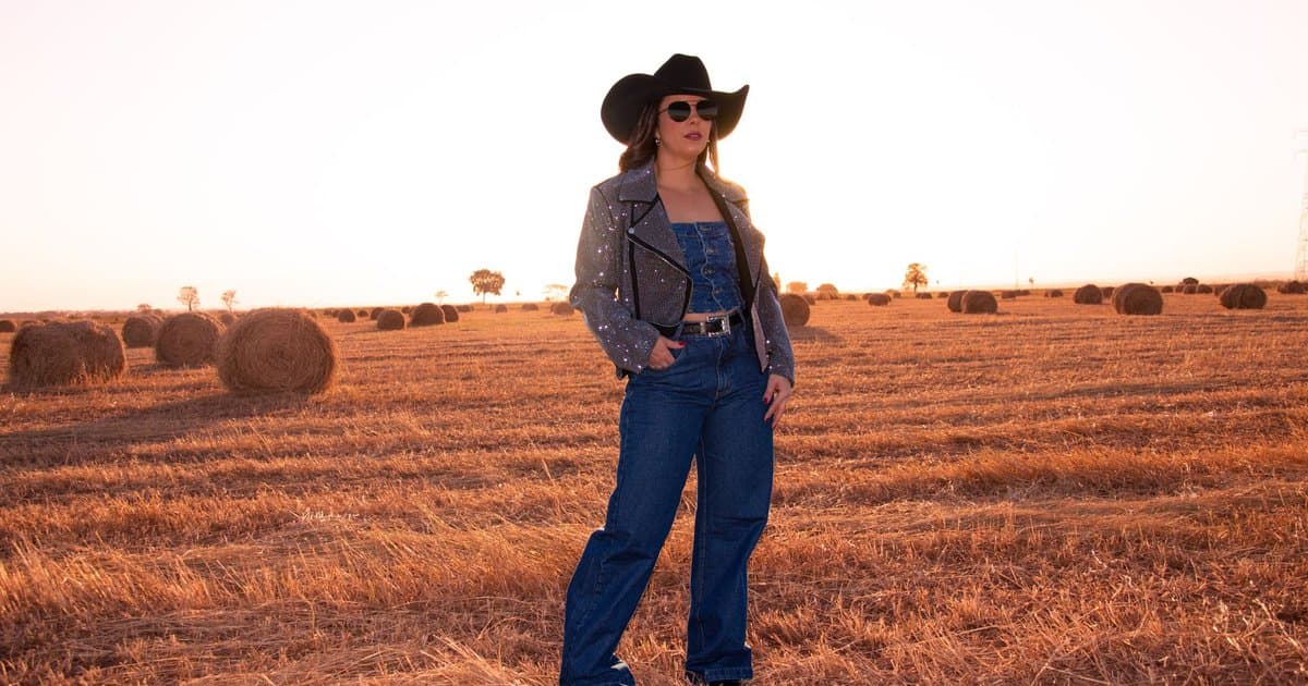 The Real Reason Your Jeans Wear Out at the Thighs