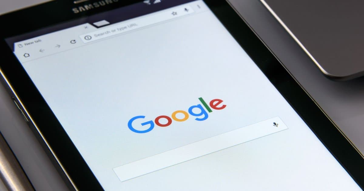 What Can Your Browser Extensions Actually See?