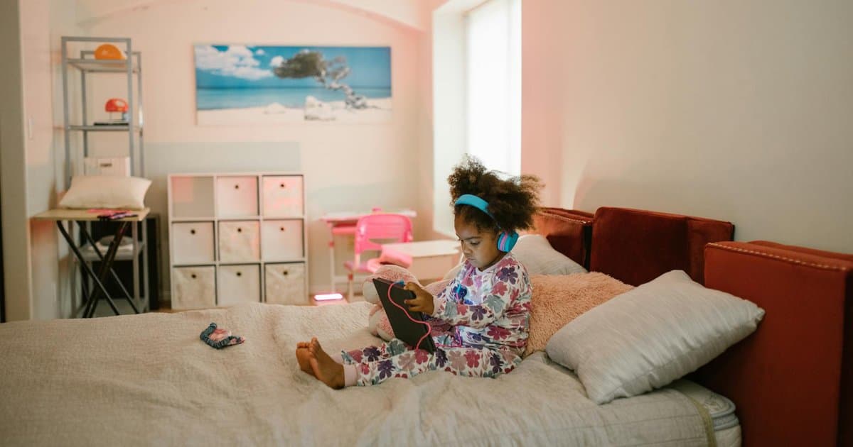 What Screen Time Before Bed Actually Does to Kids