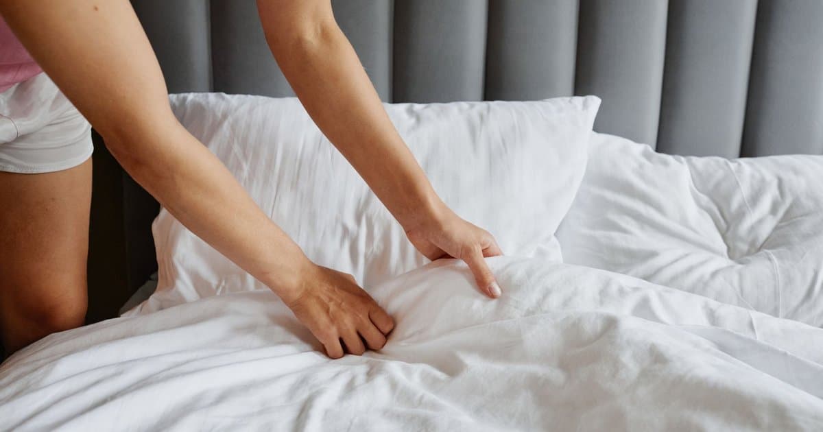 Why Should You Wait to Make Your Bed?
