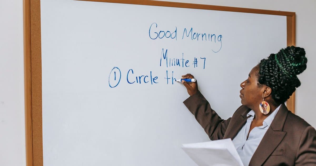 What "Good Job" Actually Teaches Your Kids