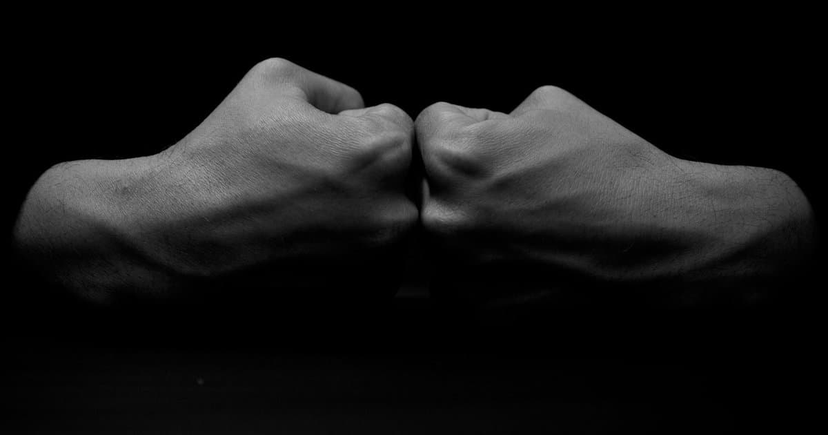 Cracking Your Knuckles Will Not Cause Arthritis
