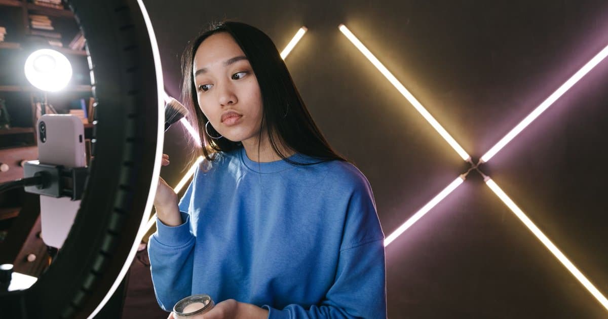 3 Lighting Setups That Make Any Room Look Pro