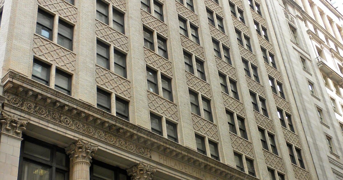 Tech Selloff Deepens as Nasdaq and Russell Fall Sharply