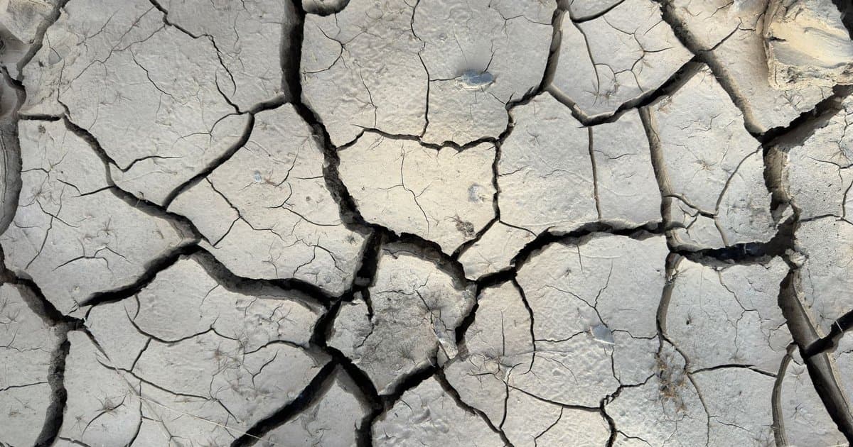 4 Signs You Are Dehydrated Without Knowing It