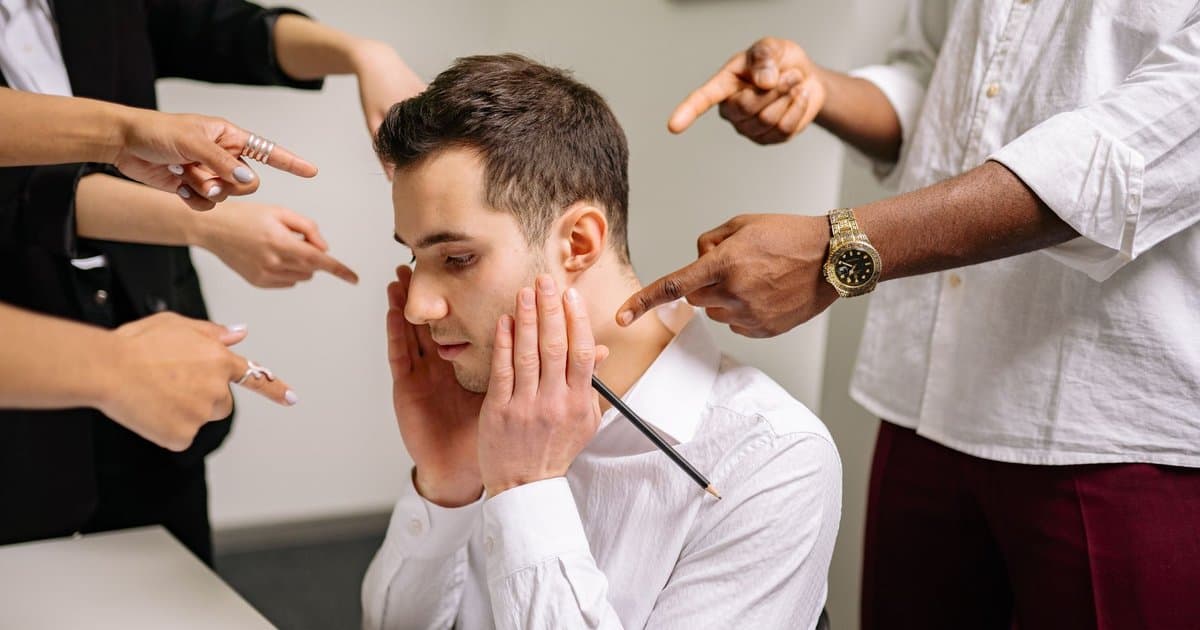 Why Criticism Sticks With You Longer Than Praise