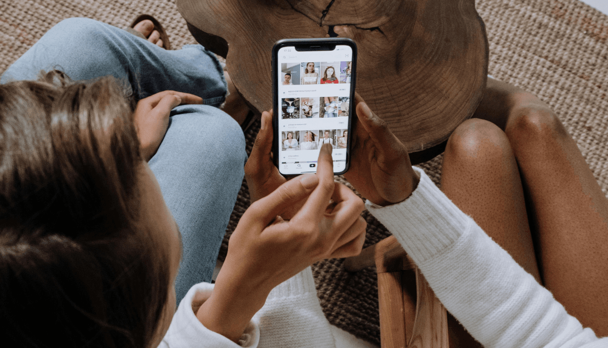 The Public Feed Is Dead: Why Micro-Communities Are Replacing Social Media's Open Timeline