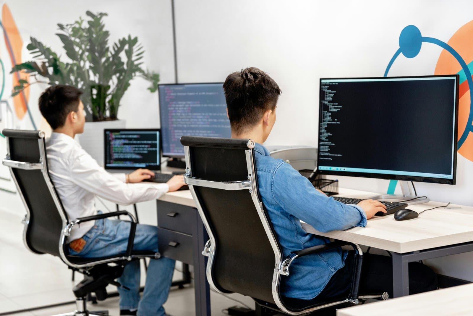 Meta Is Tracking What Its Employees Click. The Data Is Going to Train AI.